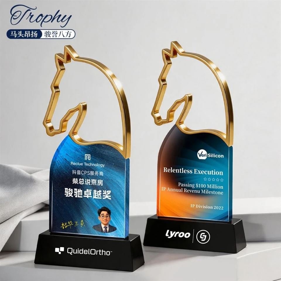 Zinc Alloy Crystal Horse Trophy suppliers